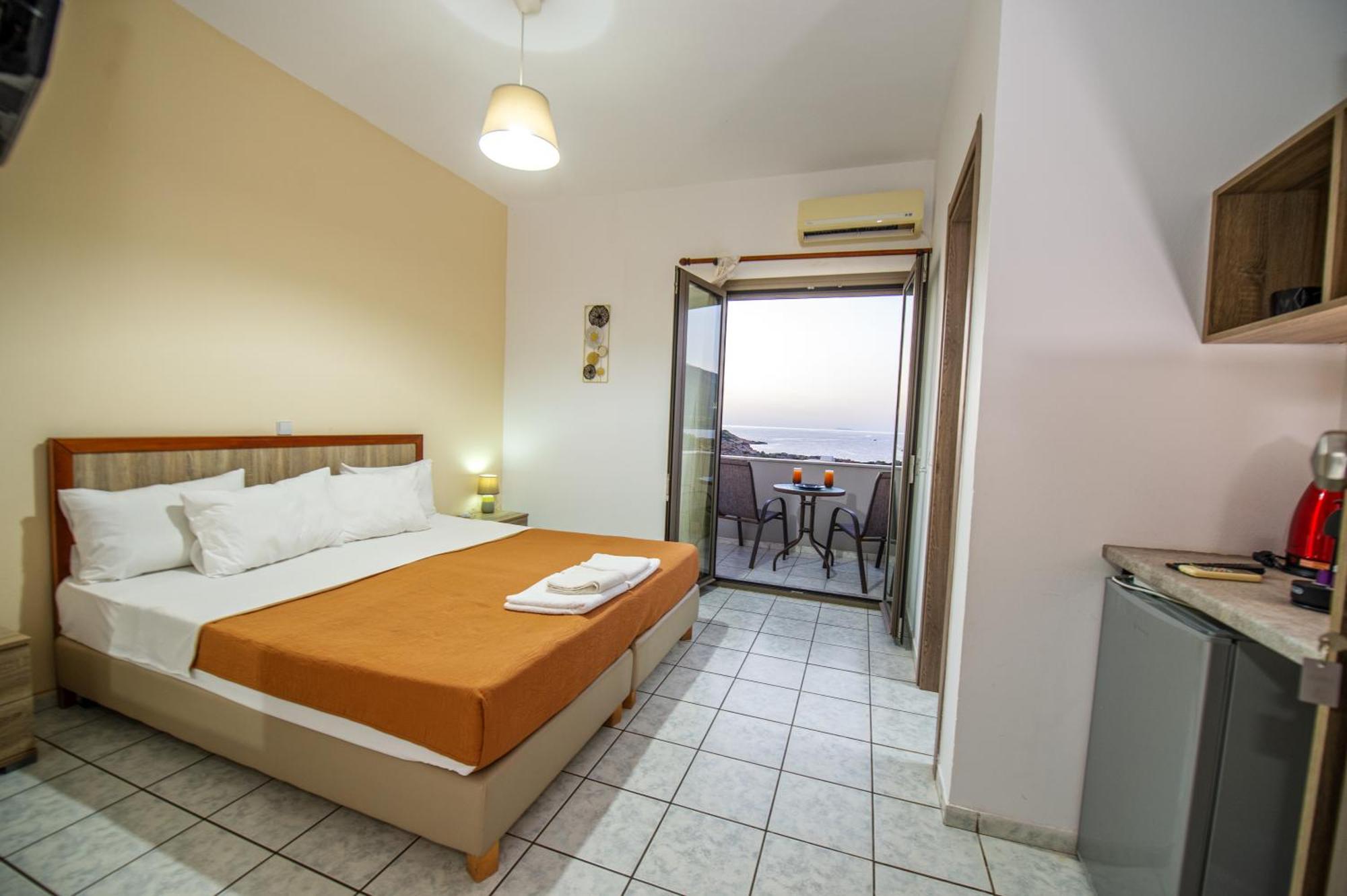 Panorama Apartment เอลาโฟนีซี ภายนอก รูปภาพ