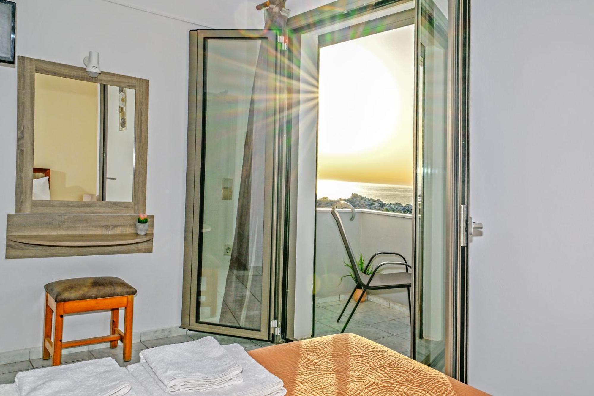 Panorama Apartment เอลาโฟนีซี ภายนอก รูปภาพ
